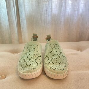Ilse Jacobsen Women's Mint Green Slip-On Sneakers